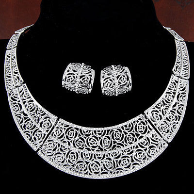 NECKLACE & EARRINGS